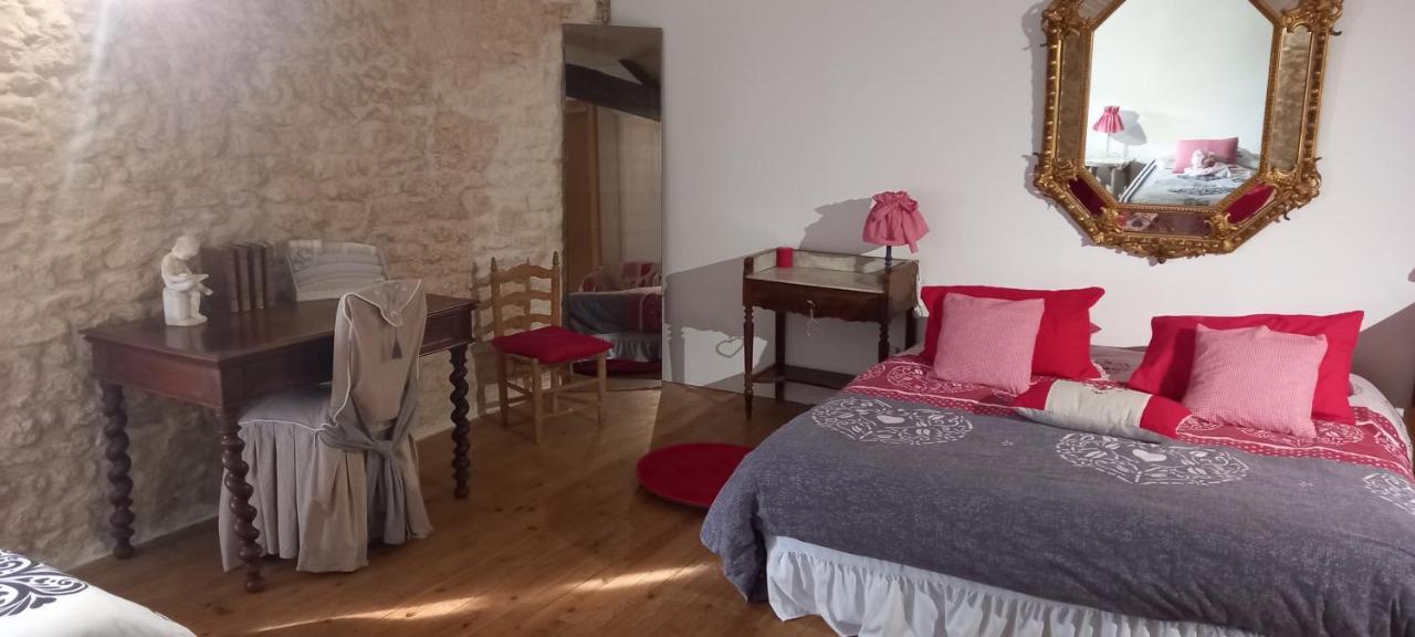 Les Demeures De La Laigne Bed & Breakfast Allas-Bocage Dış mekan fotoğraf