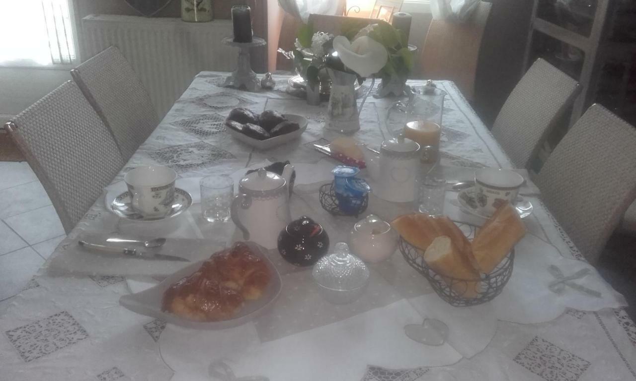 Les Demeures De La Laigne Bed & Breakfast Allas-Bocage Dış mekan fotoğraf