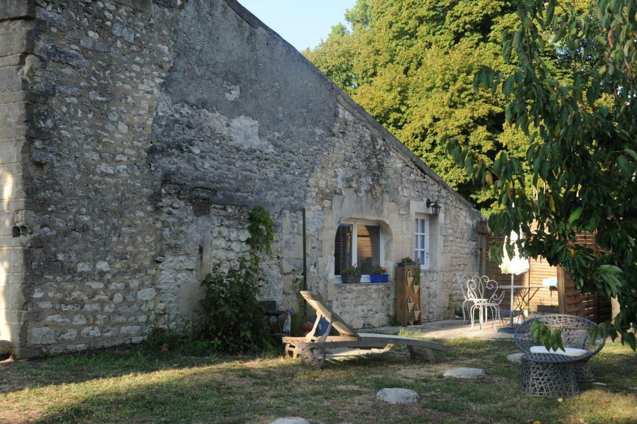 Les Demeures De La Laigne Bed & Breakfast Allas-Bocage Dış mekan fotoğraf
