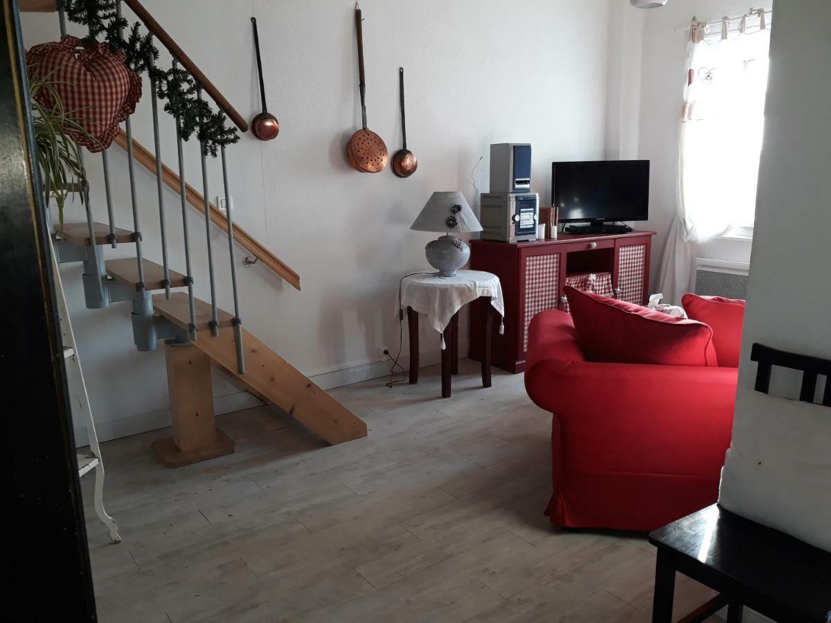 Les Demeures De La Laigne Bed & Breakfast Allas-Bocage Dış mekan fotoğraf